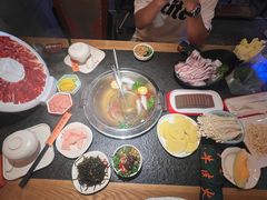 -牛品荟牛肉火锅(新城广场店)