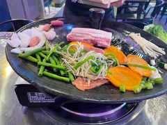 -豚豚家돈돈가韩国锅盖烤肉(新北万达店)