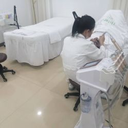 点击看大图 -凡碧诗毛孔清洁收细