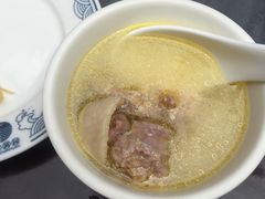 -蔼若春.传承三十年云南菜(金碧公园店)