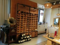 -肆兮眼镜·蔡司·徕卡战略合作店(大坪店)
