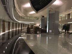 -上海滴水湖皇冠假日酒店