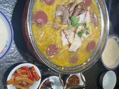 -靠山屯东北农家菜(八龙桥雅苑店)