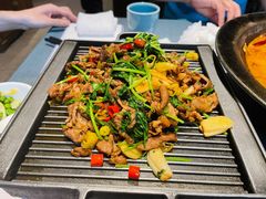 小炒羊肉-奉天掌柜·非遗猪手·笨饺子(崇山路店)