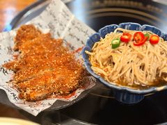 -八月美食小馆(银泰城总店)