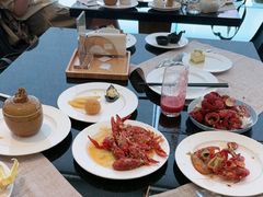 -东方红海鲜百汇(国际大厦店)