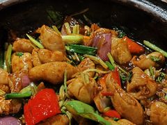 啫啫猪大肠-广府乡下·饭庄(新港东路店)