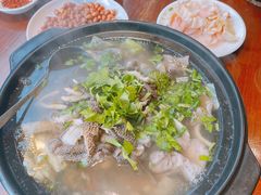 -谢老五跷脚牛肉·非遗传承店