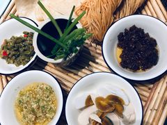 -阿财老铺·老蚌埠龙虾城(华夏总店)