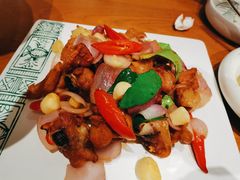 傣味柠檬香叶鸡-云海肴·汽锅鸡·云南菜(广安门天虹店)