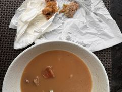 -星河吉酒店-BOND大堂吧·咖啡·简餐