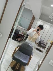 -妃格美发沙龙·烫发·染发