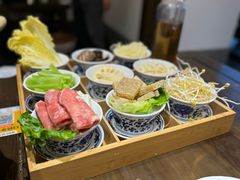 -聚汇三少·龙虾·中餐厅(莫邪路新天地店)