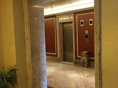 -山明水秀大饭店