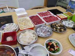 -杨老板·海鲜集市火锅·鲜切牛肉(中防万宝店)