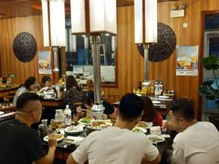 大堂-百味源炭火烤翅 ·夜市大排档(酒仙桥店)