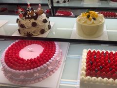 -花花卷卷·鲜食蛋糕(泉屋店)