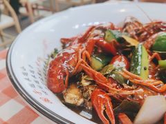 -小鳌陪你小排档·四季小龙虾·田鸡·宵夜(中央第五街店)