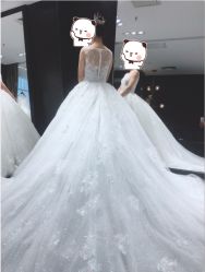 点击看大图 -GRACE KELLY婚纱与礼服(北京店)