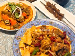 -巴扎美食·新疆菜·西域歌舞表演餐厅(新疆大厦店)