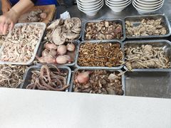 -岳记羊肠馆(陵园小区店)