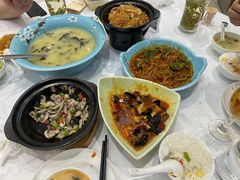-伊和园清真餐饮