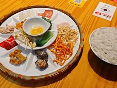 -勺子米线·云南传统小吃市集(四方街店)