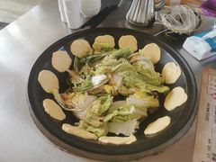 -粘豆包柴火铁锅炖