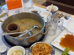 -朴小妹人参鸡汤火锅(长白山万达店)