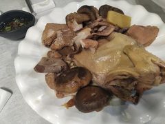 章鱼冬菇煲鸡-岭南海晏楼(滨江东总店)