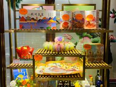 面包甜点陈列柜-皇饭儿·王润兴酒楼(河坊街店)