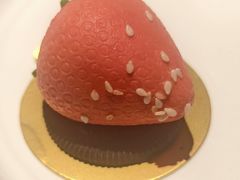 -雍容荟活帝王蟹活龙虾自助(苏宁旗舰店)