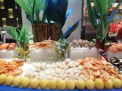 -广州万富希尔顿酒店·感趣自助餐厅·金秋蟹宴生蚝海鲜刺身烧烤