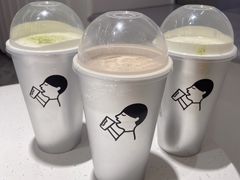 -喜茶(迪士尼小镇·平行宇宙店)