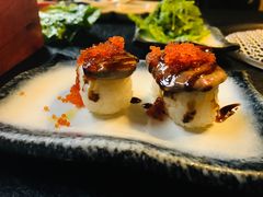 火炙鹅肝握寿司-虎焱炭火烧肉