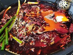 -黄潇洒老火锅(九眼桥宏济巷店)