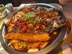 -鸣记脆皮烤鱼·海鲜烤鱼(三八广场店)
