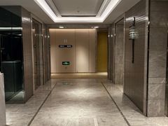 -上海宝华万豪酒店