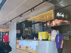 -麦当劳(中二横路店)