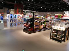 -中百仓储超市有限公司(越秀星汇维港店)