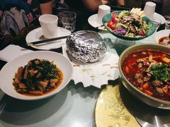 -巴特餐饮6加1音乐餐吧·新疆菜