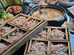 -小椒娘撒椒鱼火锅(三八广场店)