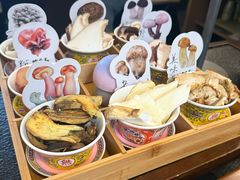 -菌自由丨野生菌火锅特色庭院餐厅(丽江古城店)