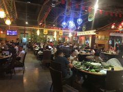 大堂-龙泉人椰子鸡.糟粕醋.海南菜(三亚旗舰店)