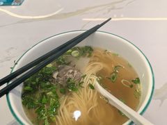 -伊北味·清真青海拉面村(延安路店)