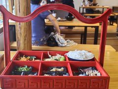 -勺子米线·云南传统小吃市集(四方街店)