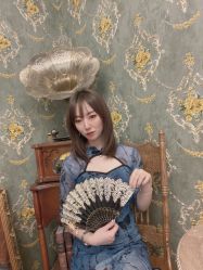 -Meng Lang 梦郎白金店