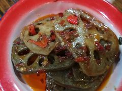 -老三样·美食研究中心(世贸路店)