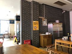 大堂-白家高记肥肠粉(总店)