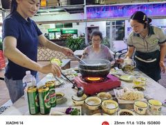 -墨脱石锅椰子鸡•香草鸭•东山羊(大东海店)